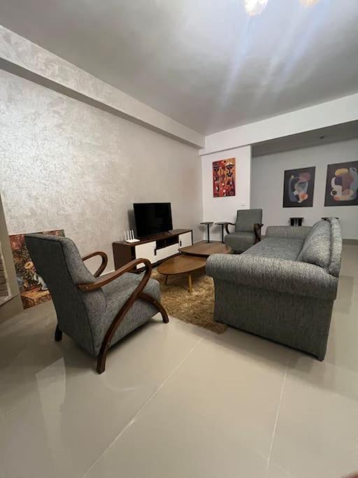 Appartement De Luxe A Bahia Golf Beach Spacieux De 126 M 布兹尼盖 外观 照片